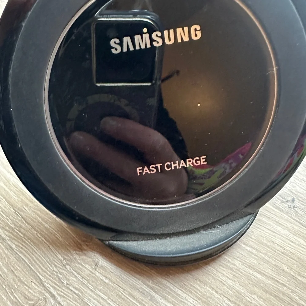 Samsung fast charging wireless charging stand